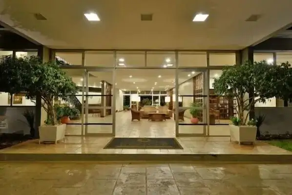 Hotel Deville Express Guaíra - hospedagem para pescadores