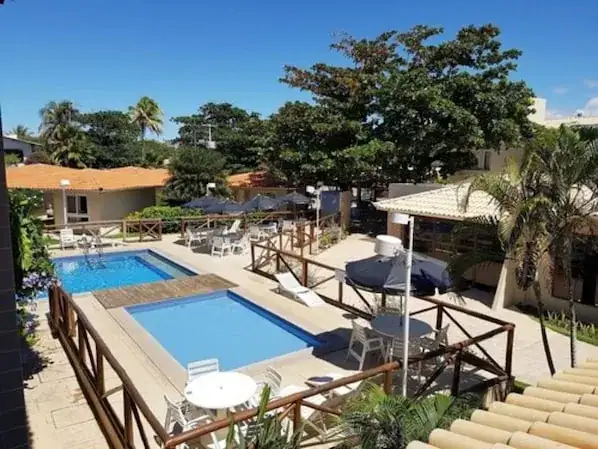 Piscina do Hotel Pousada do Sol, em Aracaju