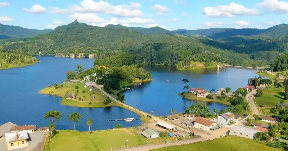 Rio dos Cedros
