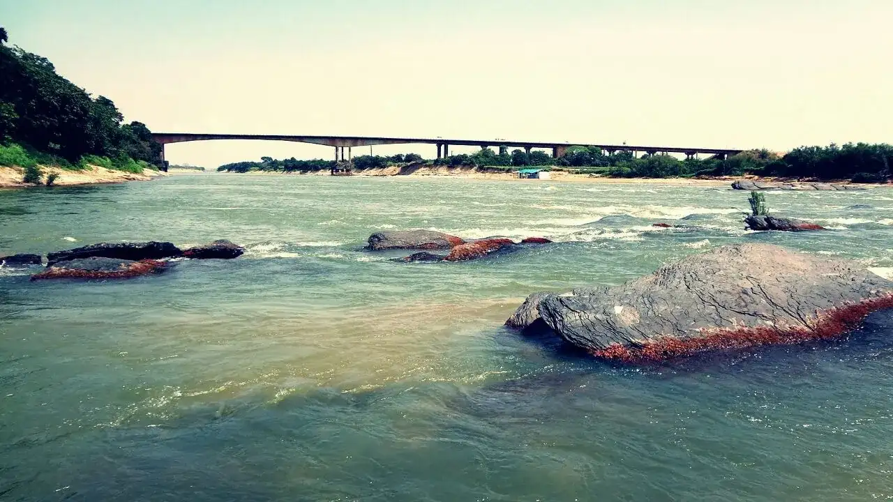 Rio Formiga (Paranã)