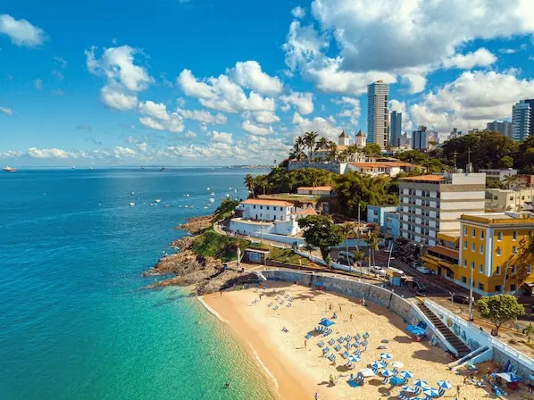 Fachada do Grande Hotel da Barra, na Barra, em Salvador