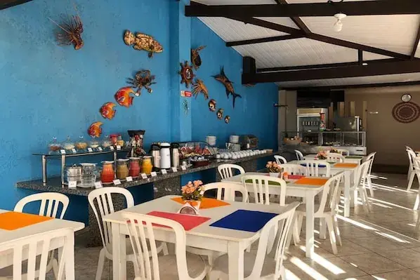 Fachada da Pousada Florais do Atlântico
