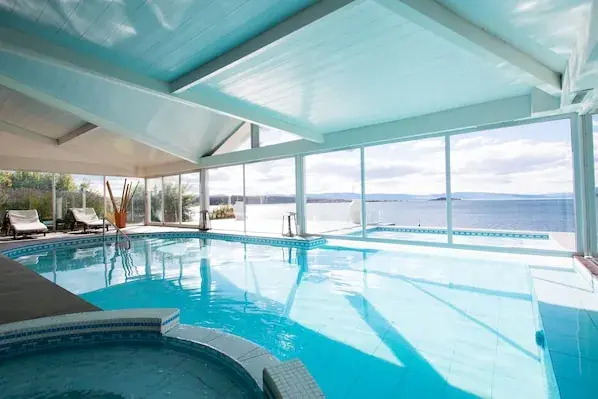 Fachada do Xelena Hotel & Suites, em El Calafate