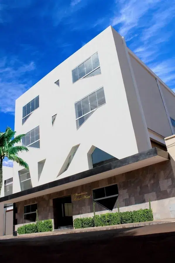 Itumbiara Palace Hotel - hospedagem para pescadores