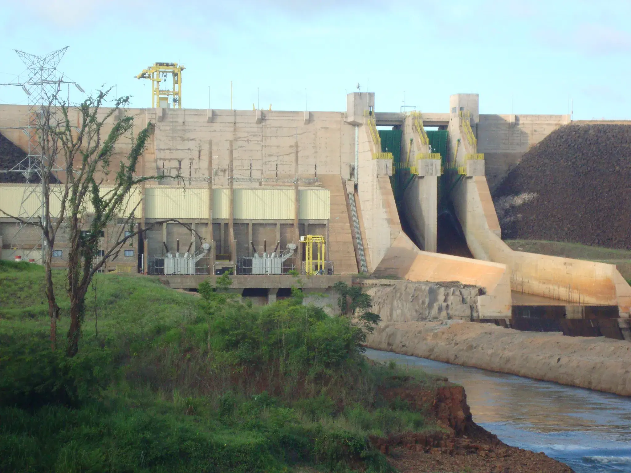 Usina hidrelétrica no rio Verdinho, em Goiás