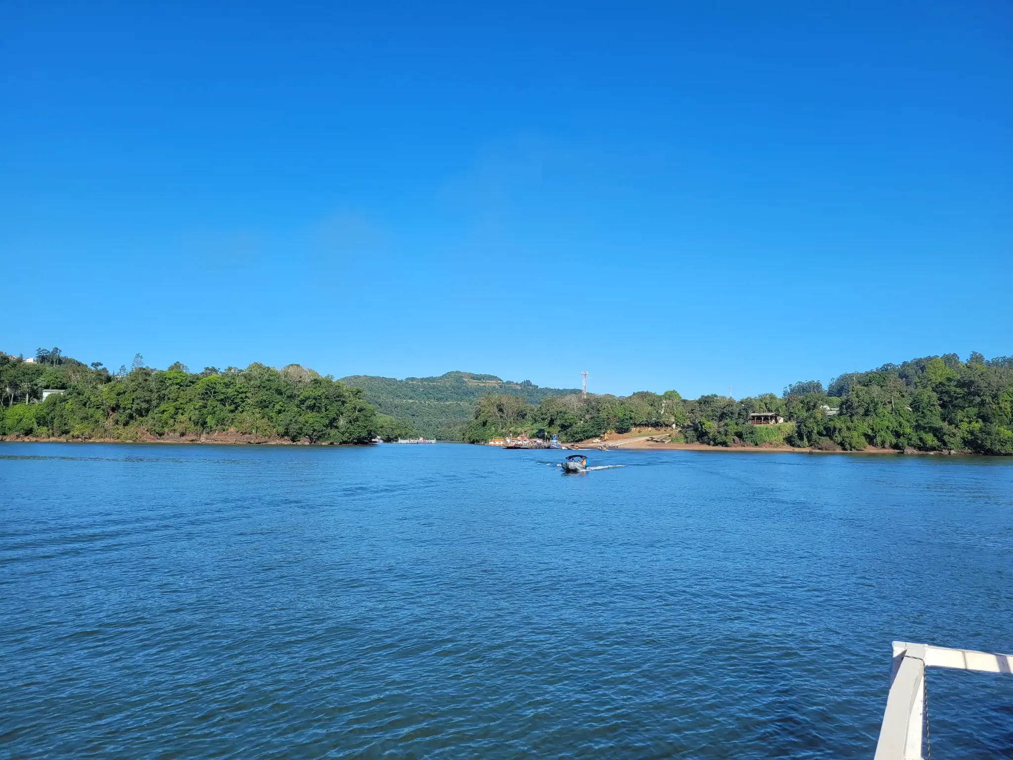 Foz do rio Guarita no rio Uruguai, no Rio Grande do Sul