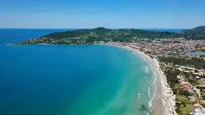 Praia de Garopaba em Santa Catarina