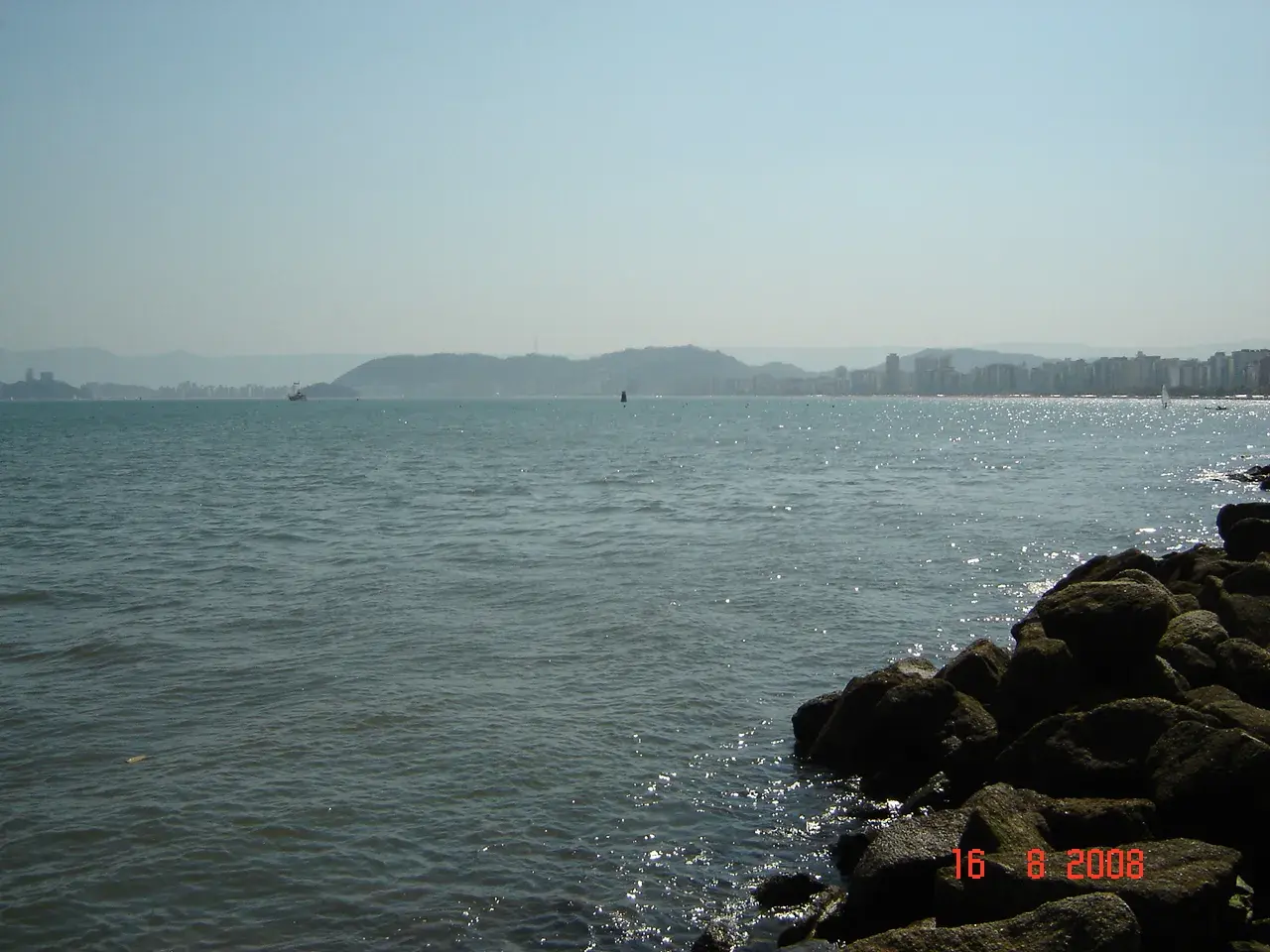 Baía de Santos vista da Ponta da Praia