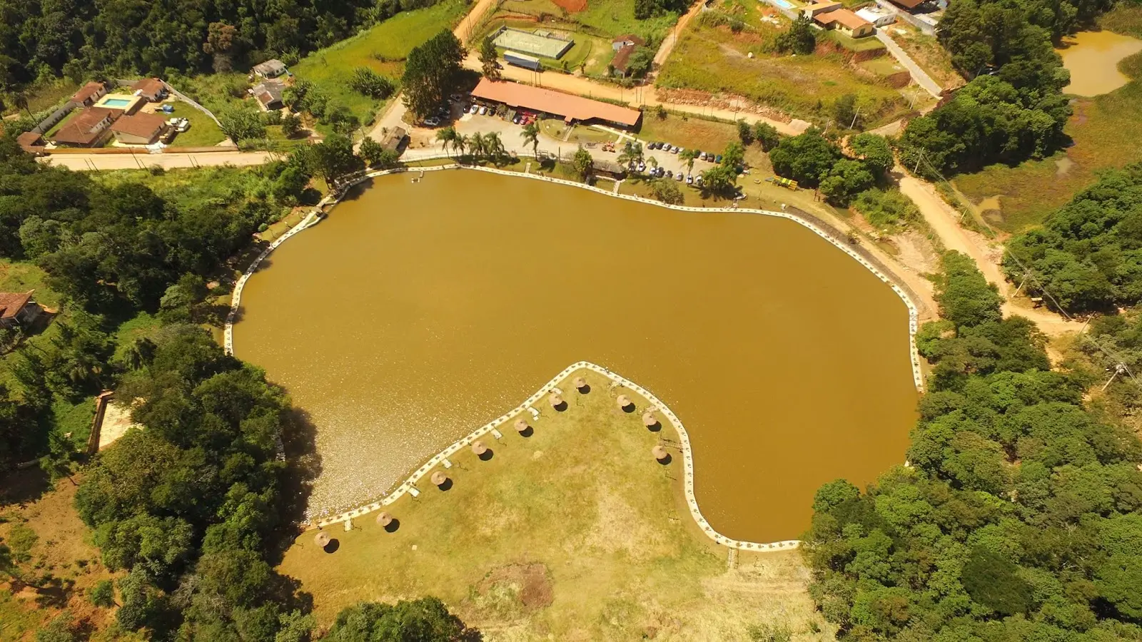 Pesqueiro Recanto Maravilha em Santana de Parnaíba, São Paulo