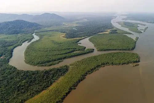 Mar Pequeno de Cananéia, estuário preservado