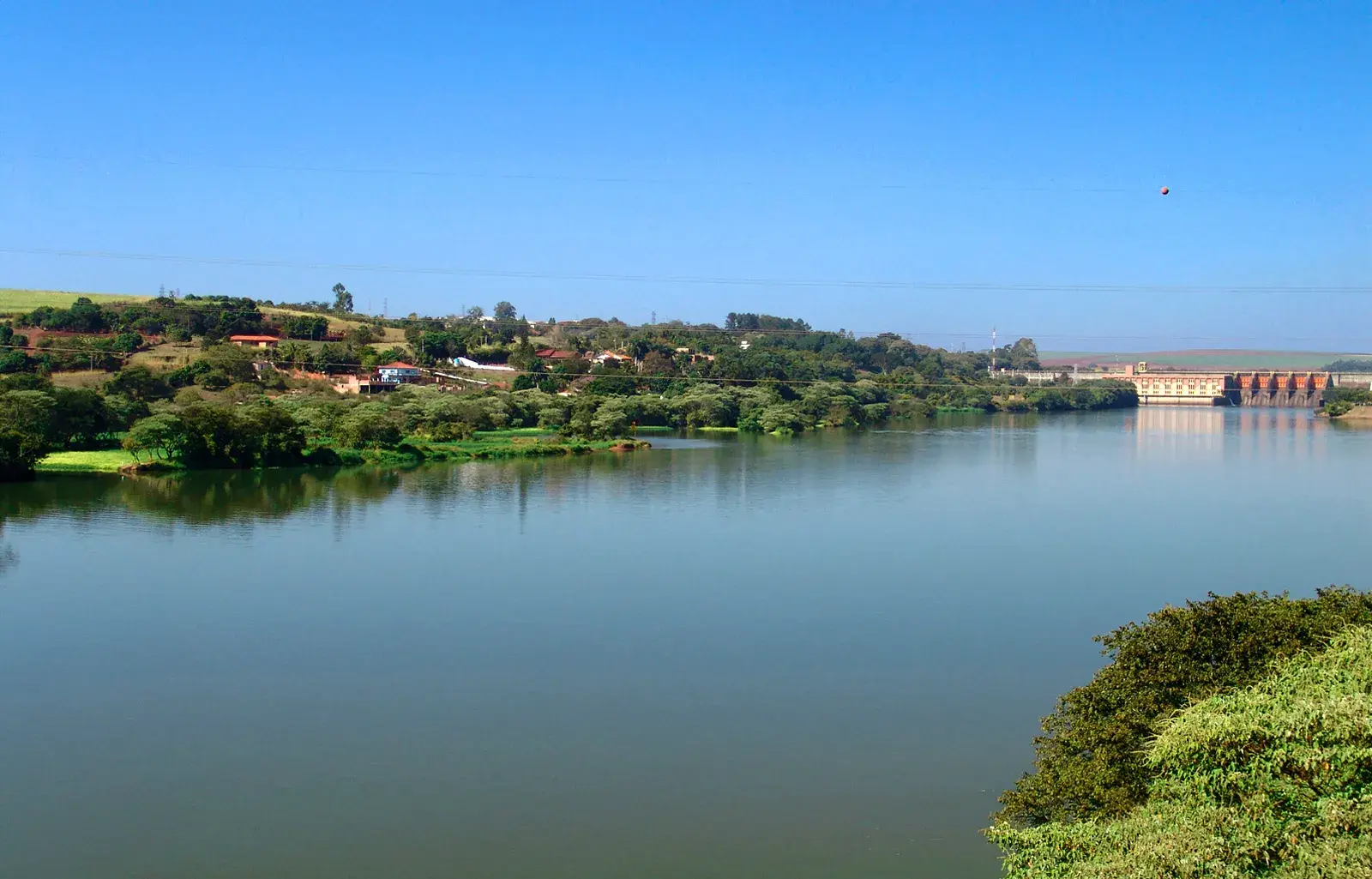 Rio Tietê na região de Barra Bonita